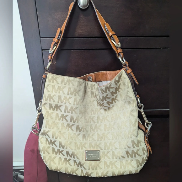 Michael Kors Large Signature Canvas  and Leather Studded Hobo Bag - Picture 15 of 16